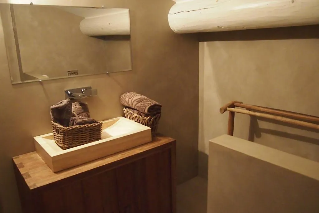 La Maison Des Collines Hotel Allemagne-en-Provence 0*,  France